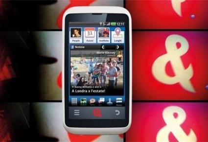 مراحل تطوّر تطبيق "فايسبوك" مع الهواتف المحمولة